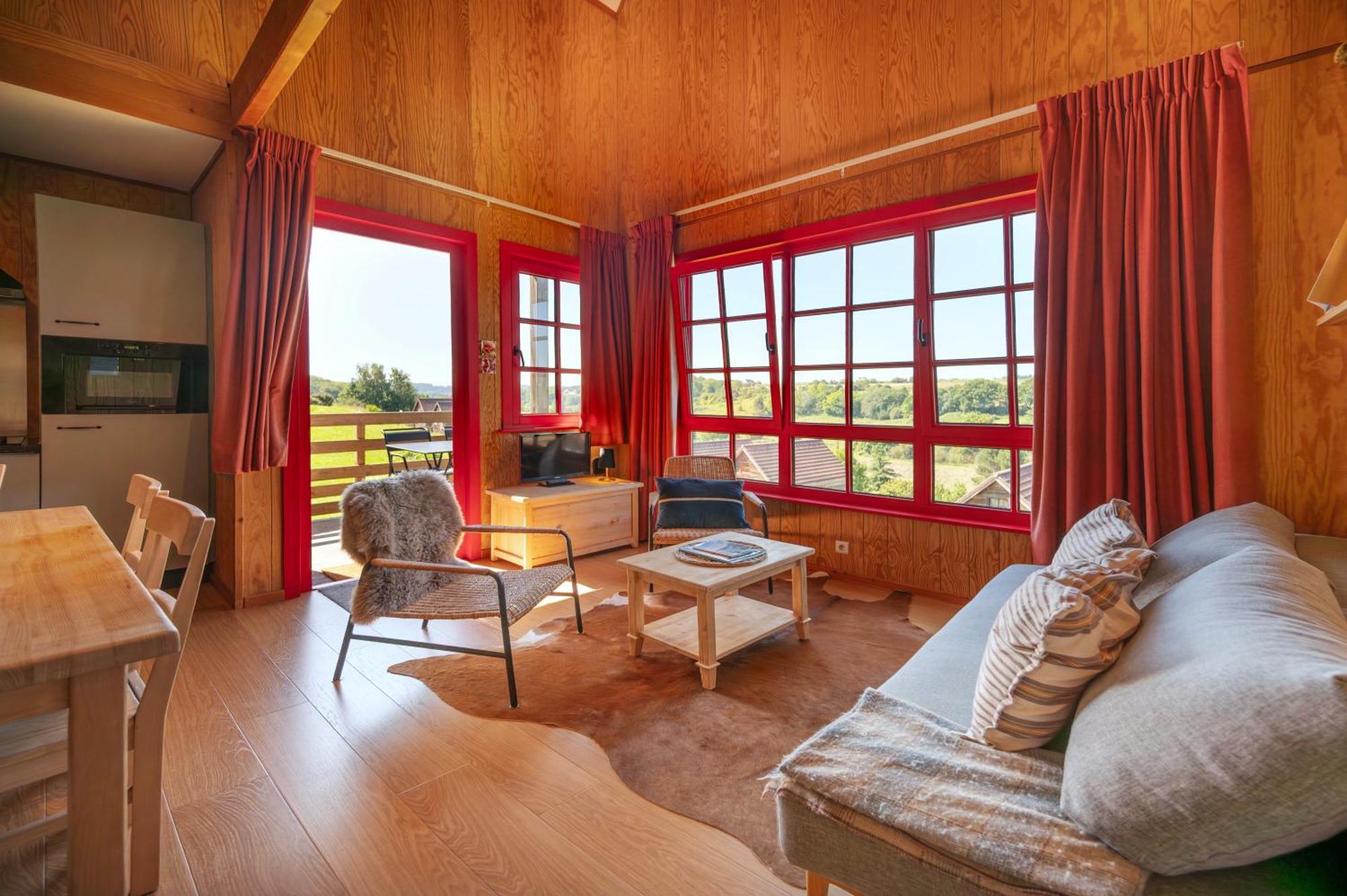 Domaine Du Val Hotel Grand-Laviers ภายนอก รูปภาพ